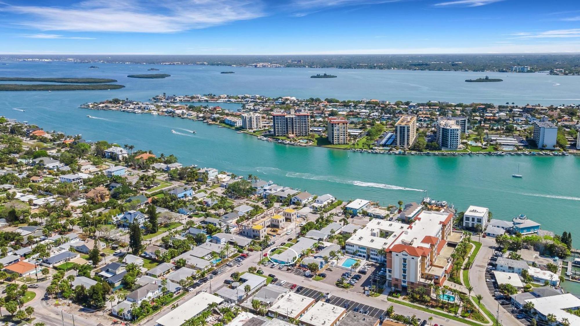 Captain Clearwater Beach Exterior photo
